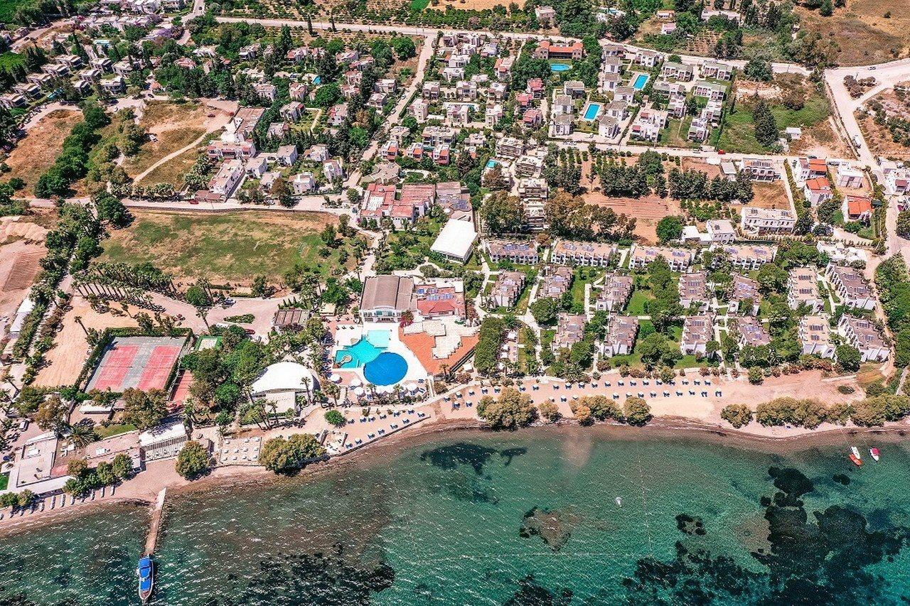 Club Muskebi Hotel Bodrum Bagian luar foto