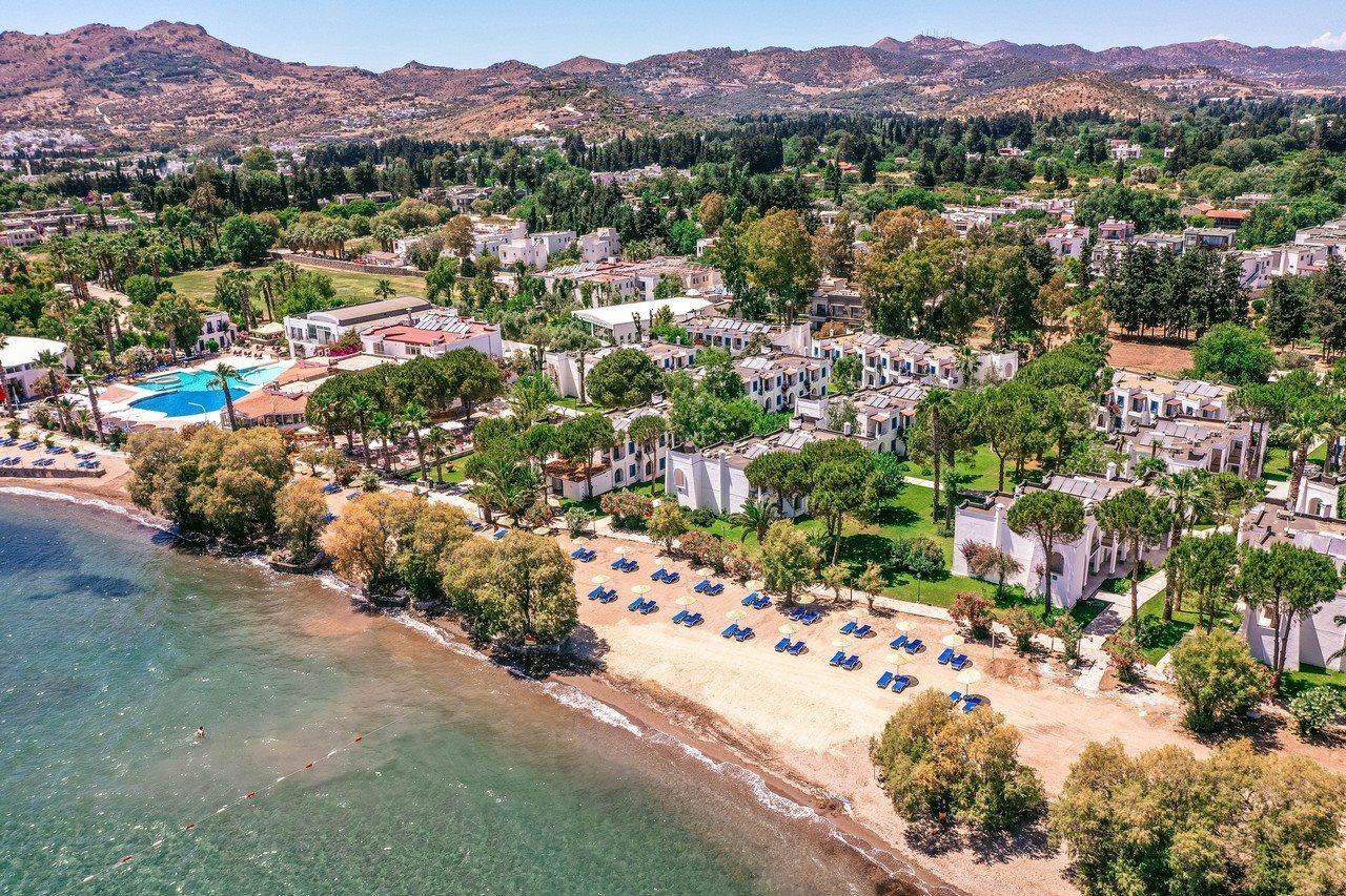 Club Muskebi Hotel Bodrum Bagian luar foto