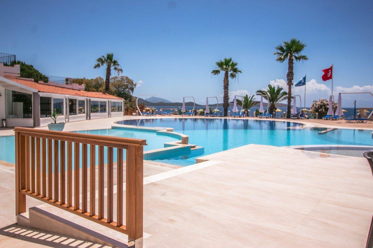 Club Muskebi Hotel Bodrum Bagian luar foto
