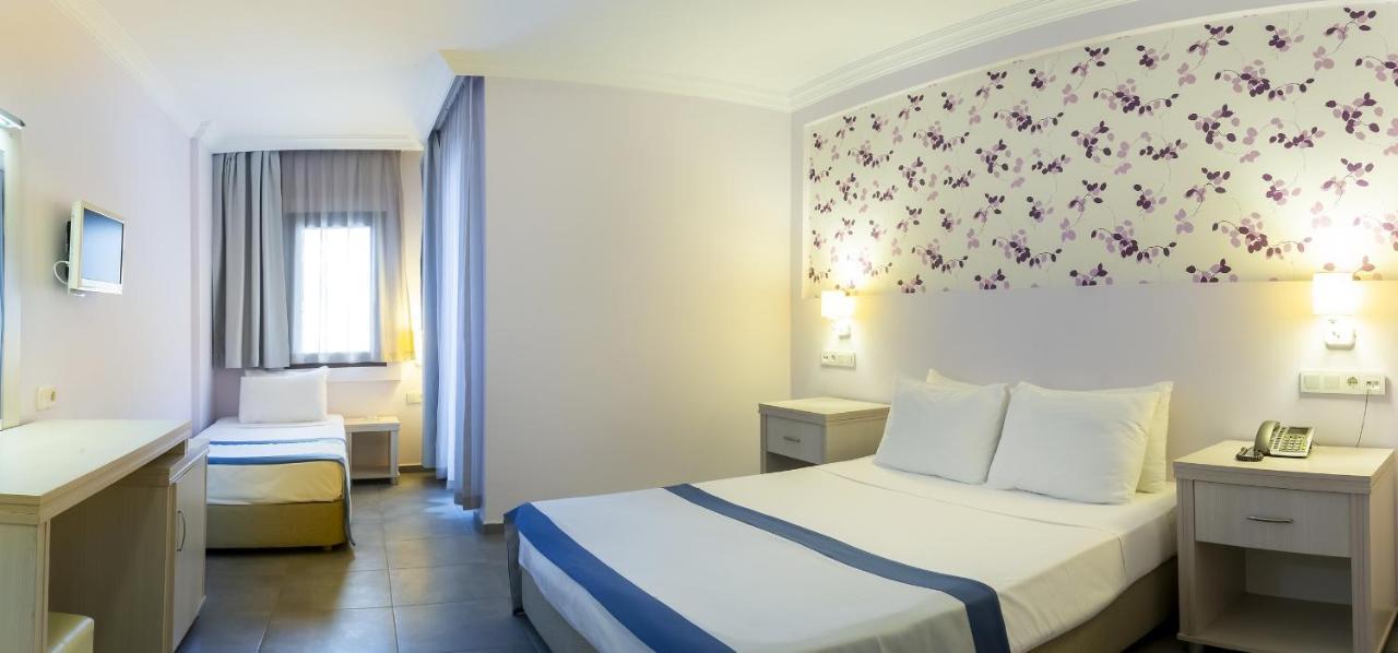 Club Muskebi Hotel Bodrum Bagian luar foto